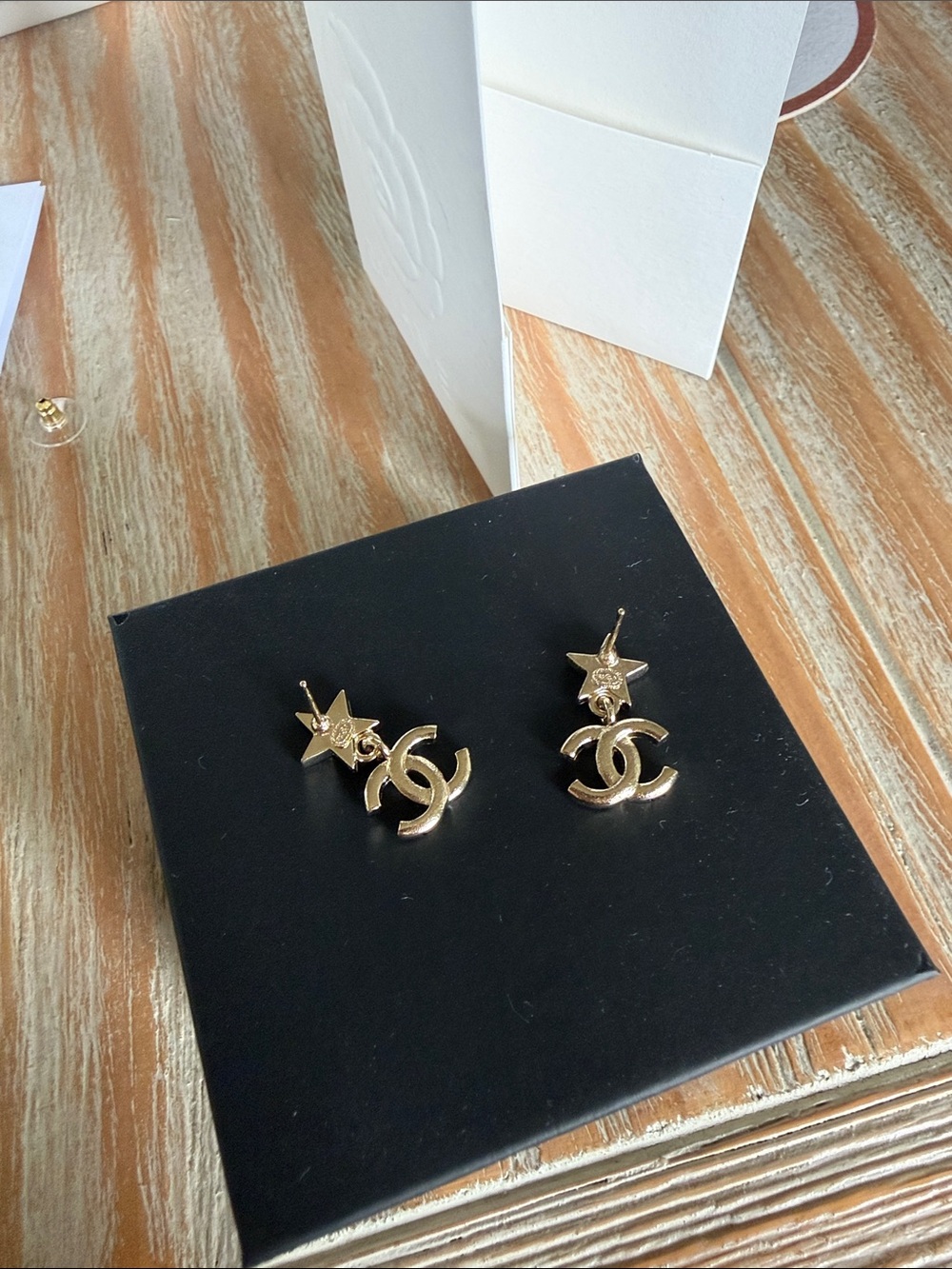 CHANEL Silver CC Star Drop Earrings - Picture 6 of 7